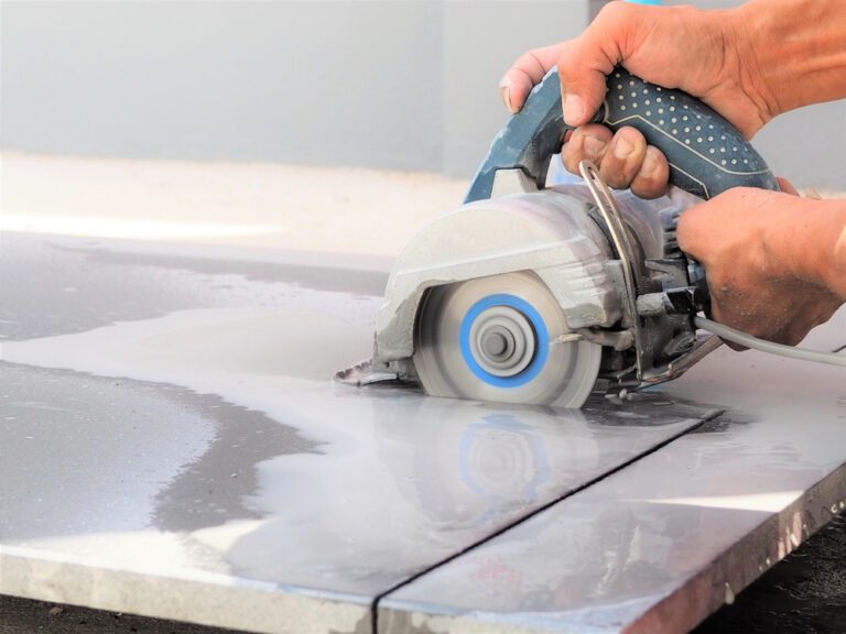 Wet Saw vs Tile Cutter Saw: Which one is better?